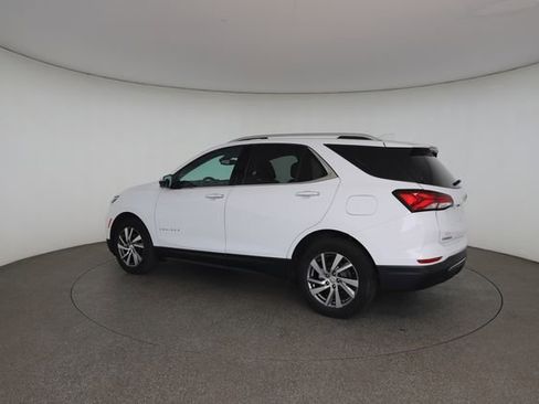 Used 2022 Chevrolet Equinox Premier FWD image 10