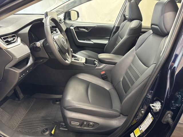 Used 2025 Toyota RAV4 XLE Premium AWD/4WD image 10