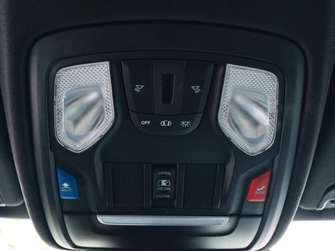 Used 2022 RAM 1500 Big Horn RWD image 20