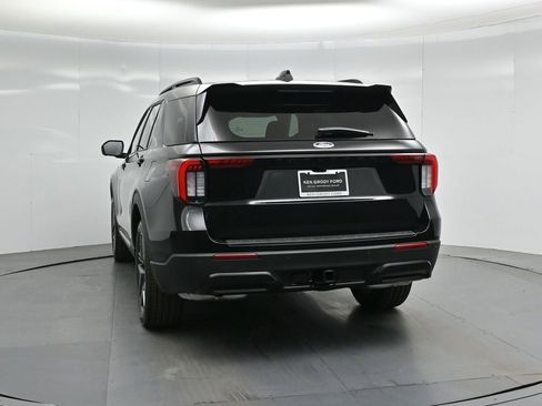 New 2026 Ford Explorer ST-Line RWD image 28