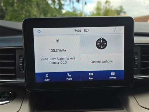 Used 2021 Ford Explorer XLT w/ Equipment Group 202A RWD image 24
