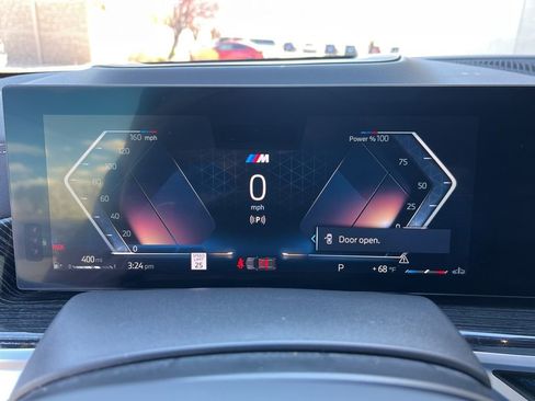 Used 2024 BMW X5 xDrive40i w/ Executive Package image 16