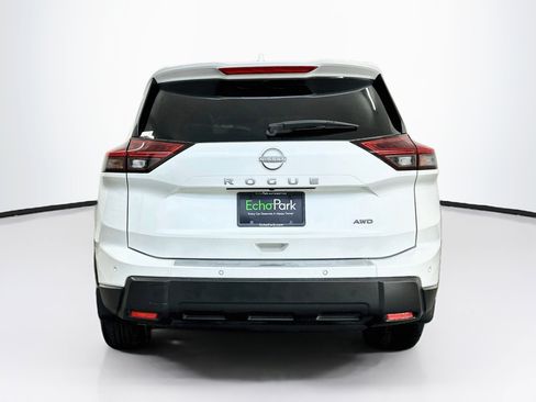 Used 2025 Nissan Rogue SV w/ SV Premium Package AWD/4WD image 7