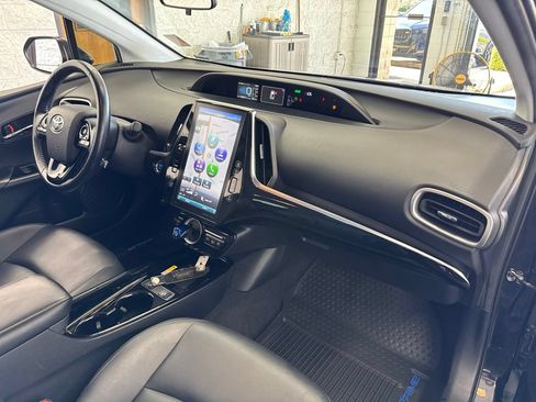 Used 2021 Toyota Prius Prime XLE FWD image 49