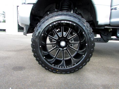 Used 2019 Ford F250 Lariat w/ Lariat Ultimate Package image 15