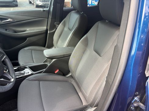Used 2023 Buick Encore GX Preferred w/ Cold Weather Comfort Package AWD/4WD image 34
