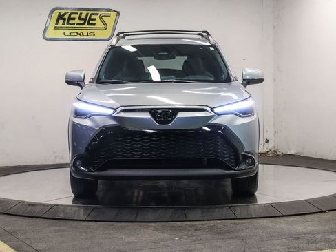 Used 2024 Toyota Corolla Cross AWD Hybrid w/ Convenience Package image 6