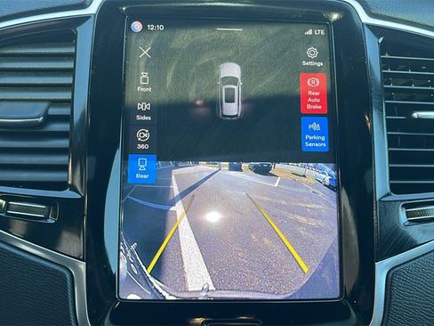 Certified 2023 Volvo XC90 B5 Plus w/ Protection Package image 24