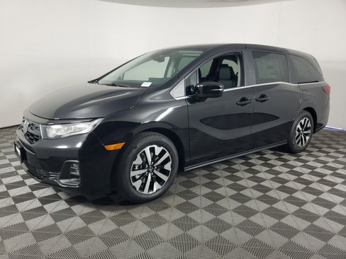 New 2026 Honda Odyssey EX-L image 8