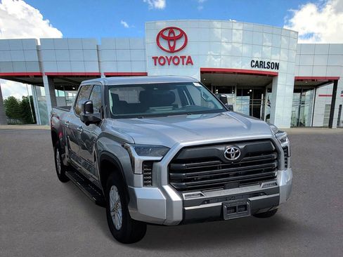 Used 2023 Toyota Tundra SR5 w/ SR5 Premium Package AWD/4WD image 2