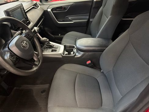 Certified 2021 Toyota RAV4 LE image 12
