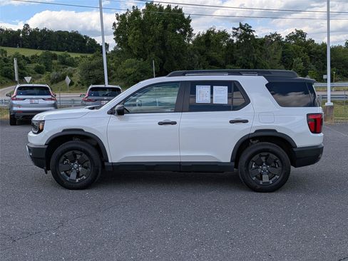 Certified 2026 Honda Passport RTL image 8