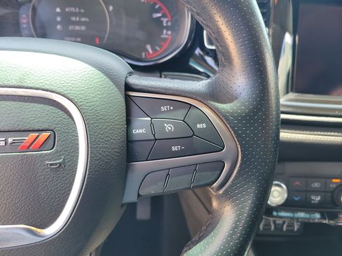 Used 2022 Dodge Durango SXT RWD image 24