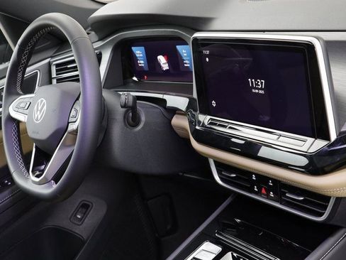 New 2026 Volkswagen Atlas Cross Sport SE image 20