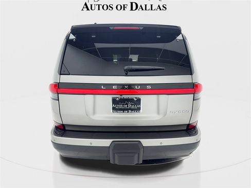 Used 2025 Lexus GX 550 image 11