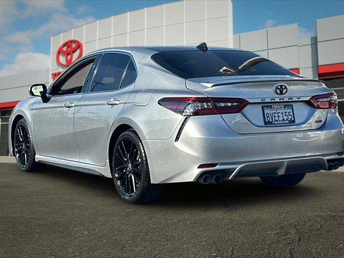 Certified 2021 Toyota Camry XSE FWD image 5