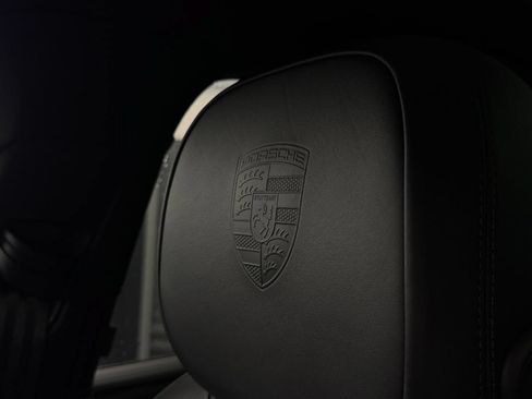 Certified 2025 Porsche Cayenne S AWD/4WD image 35
