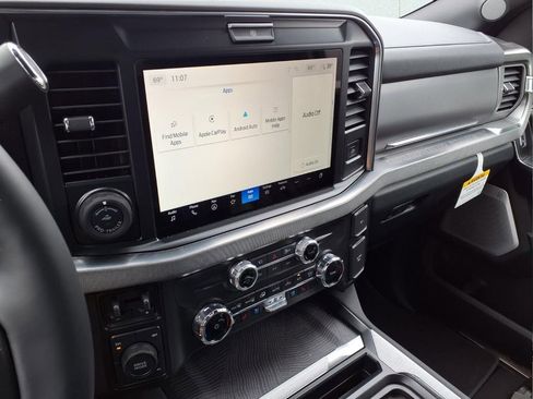 New 2025 Ford F450 Platinum image 8