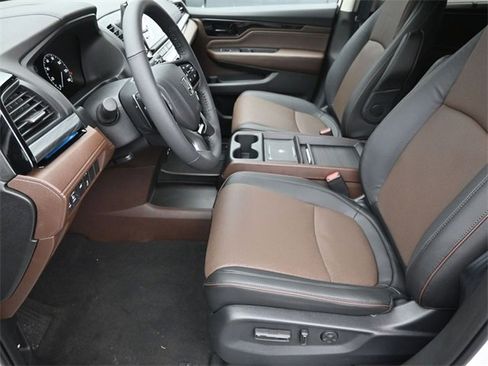 New 2026 Honda Odyssey Elite image 17