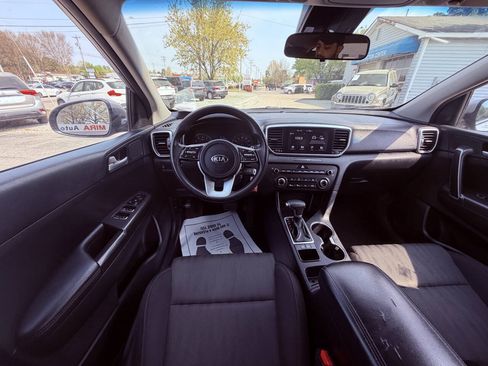 Used 2020 Kia Sportage LX FWD image 23