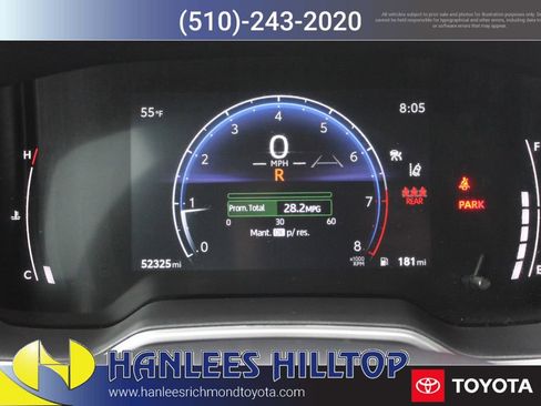 Used 2024 Toyota Corolla Cross XLE image 31