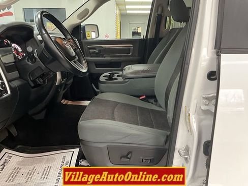 Used 2017 RAM 1500 Big Horn image 13