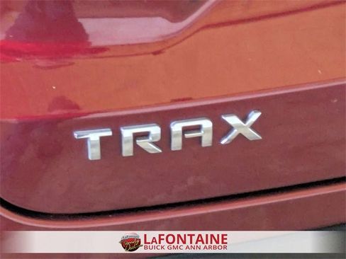 Certified 2024 Chevrolet Trax ACTIV w/ Sunroof Package image 10