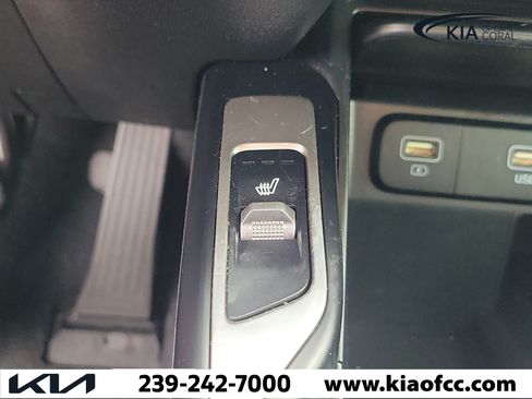 Certified 2023 Kia Sorento S FWD image 28