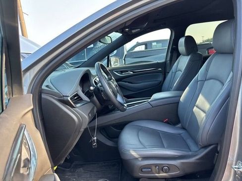 Used 2024 Buick Enclave Essence w/ Experience Buick Package FWD image 3
