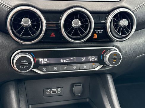 Used 2020 Nissan Sentra SV image 21