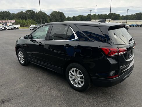 Used 2023 Chevrolet Equinox LT image 4