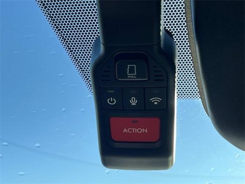 Used 2024 Toyota Tacoma TRD Off-Road image 32