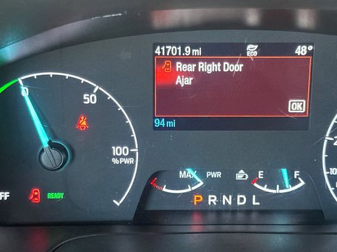 Used 2022 Ford E-Transit Medium Roof w/ Load Area Protection Package image 29