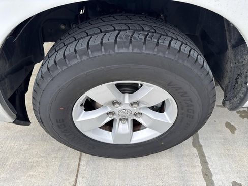 Used 2023 RAM 1500 Classic SLT w/ Trailer & Traction Group image 18