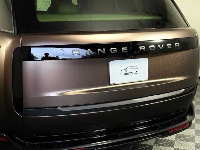 New 2026 Land Rover Range Rover SE AWD/4WD image 16