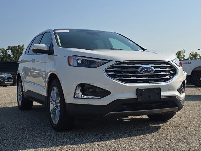 Used 2022 Ford Edge Titanium AWD/4WD image 8