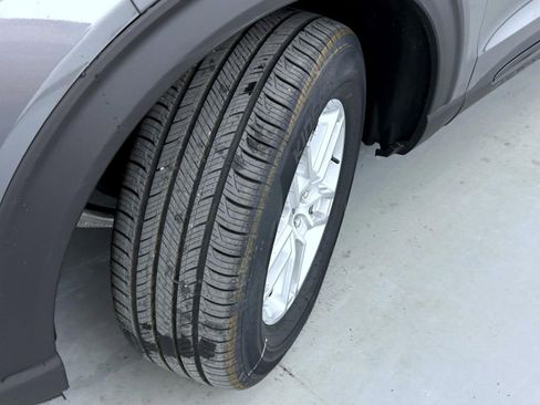 New 2026 Ford Explorer Active image 25