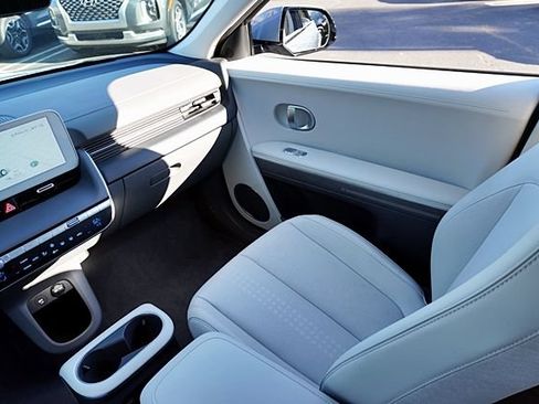 Certified 2024 Hyundai Ioniq 5 Limited RWD image 22