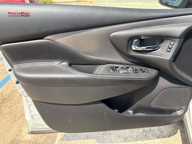 Used 2021 Nissan Murano SL FWD image 18