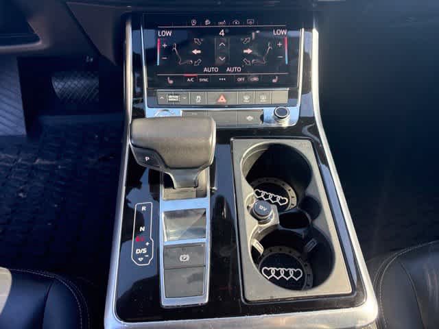 Used 2019 Audi Q8 Premium w/ Convenience Package AWD/4WD image 18