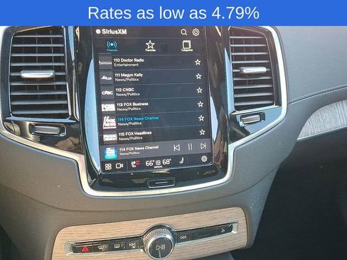 Certified 2023 Volvo XC90 B6 Ultimate w/ Lounge Package image 18