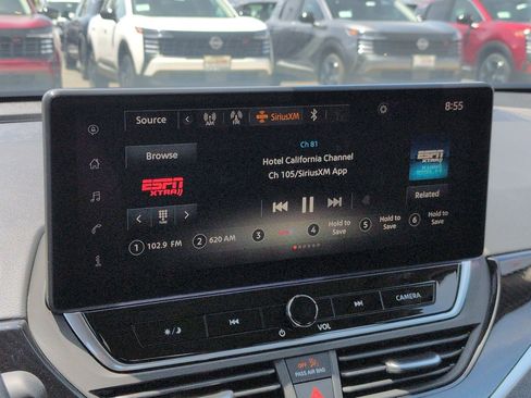 New 2026 Nissan Altima 2.5 SR w/ SR Premium Package FWD image 16