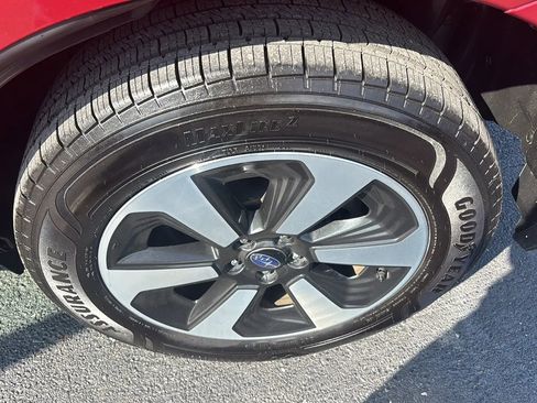 Used 2018 Subaru Forester 2.5i Premium AWD/4WD image 35