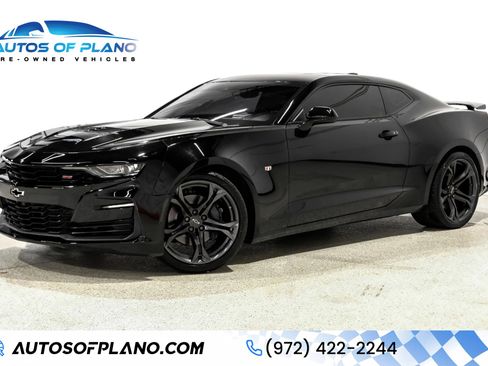 Used 2019 Chevrolet Camaro SS RWD image 1