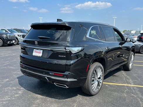 New 2026 Buick Enclave Avenir AWD/4WD image 10
