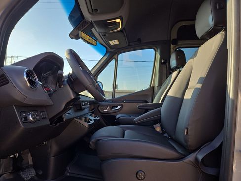 New 2026 Mercedes-Benz Sprinter 2500 image 16
