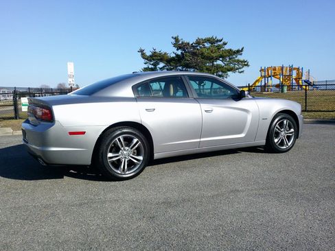 Used 2014 Dodge Charger R/T image 6