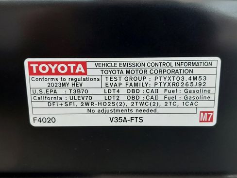 Used 2023 Toyota Sequoia TRD Pro AWD/4WD image 22