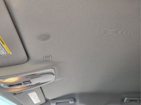 Used 2017 Chevrolet Equinox LT FWD image 22