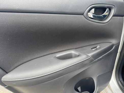 Used 2018 Nissan Sentra S FWD image 24